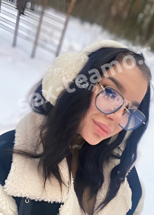 Рената привлекательная девушка из Канаша цена от 1500 руб