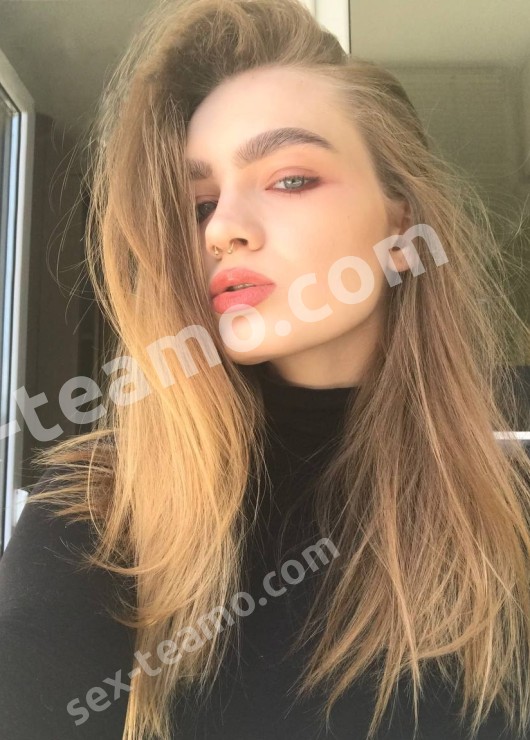 Лена привлекательная девушка из Канаша цена от 3000 руб